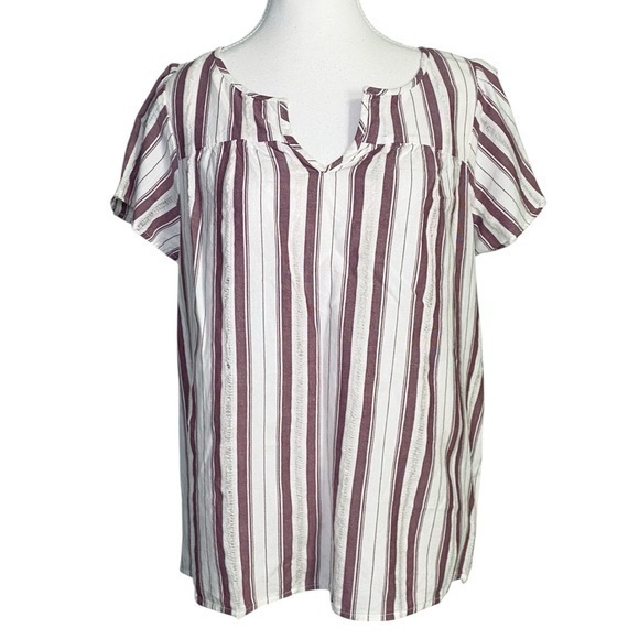 new directions Tops - New Directions Burgandy & White Striped Short Sleeve Top